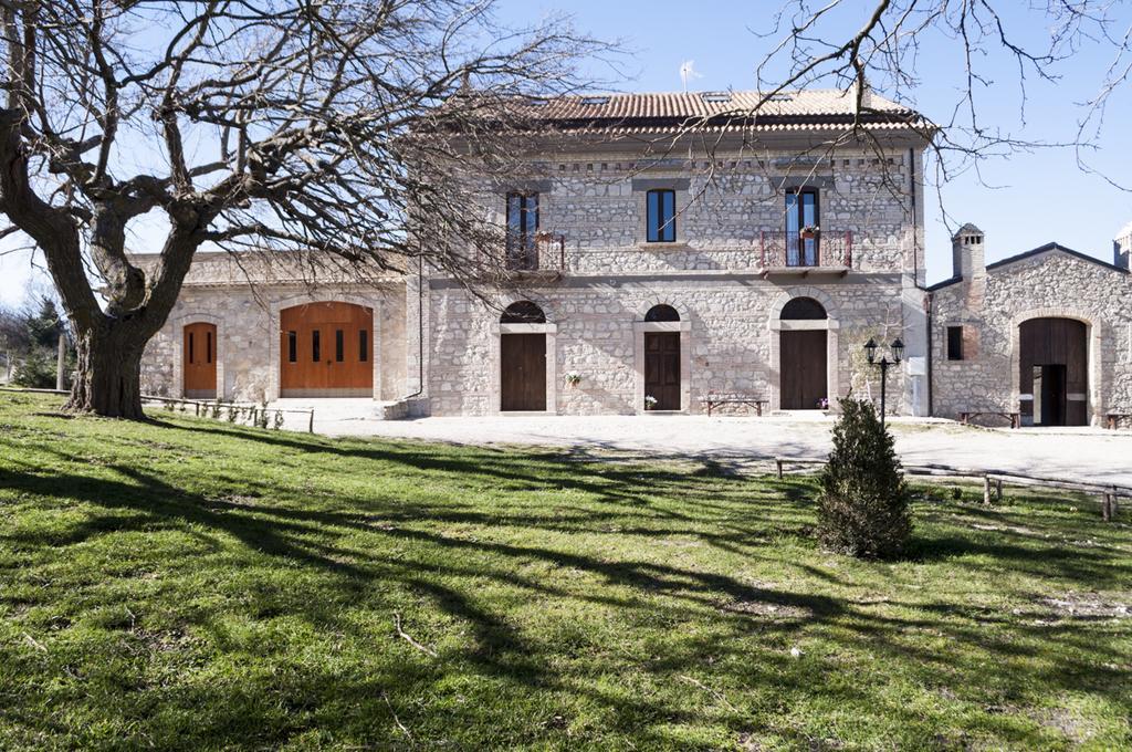 Masseria Salecchia Bovino Bagian luar foto